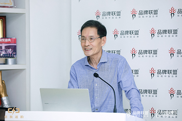 鄭硯農.jpg